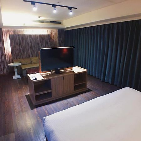 Love Hotel Тайпей Екстериор снимка